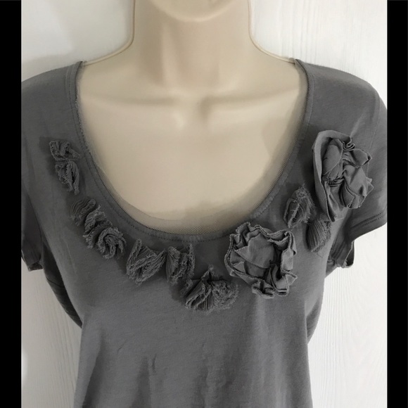 NWOT Grey flower top banana republic size medium M - Picture 2 of 4